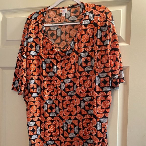 LulaRoe Irma High-Low Tunic Top, Size XL (20-22) - Picture 1 of 2